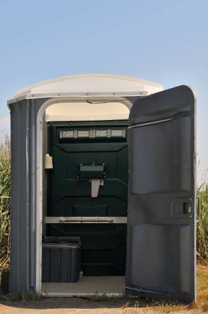 Best Luxury portable toilet rental  in Cottonwood, CA